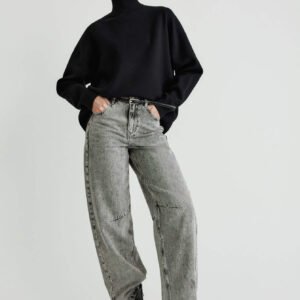 Sweater with a stand-up collar